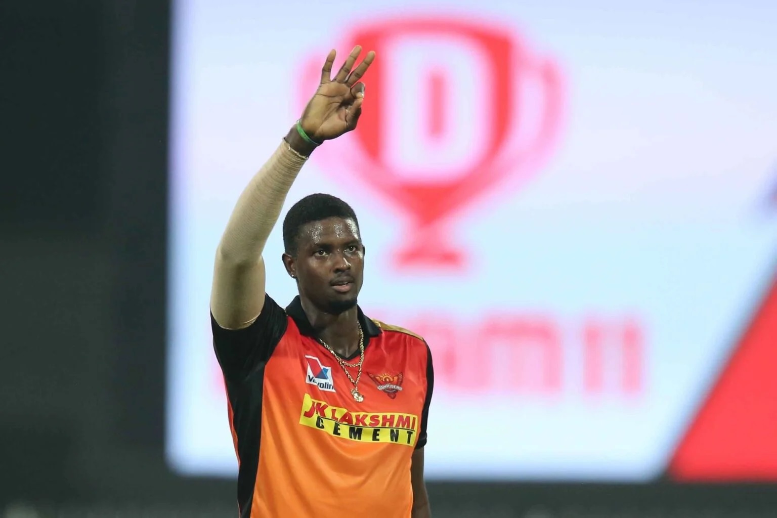 SRHvsRCB: দুর্দান্ত জয়ের পর অধিনায়ক ডেভিড ওয়ার্নার একে দিলেন জয়ের শ্রেয় 4