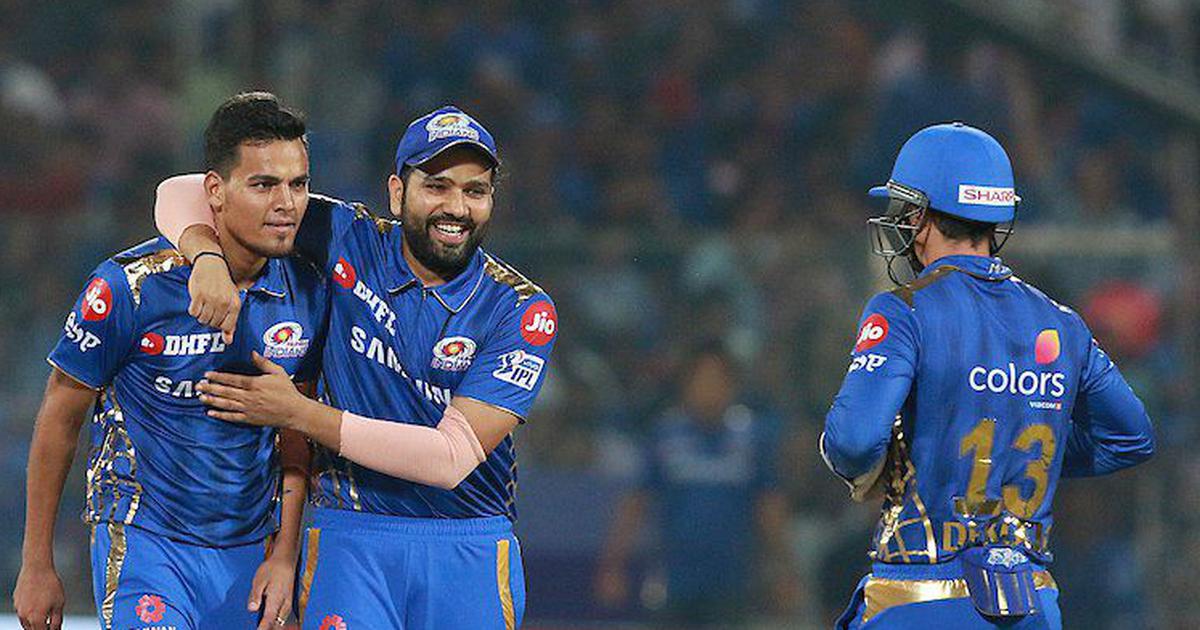 অধিনায়ক হিসেবে এই কাজ করে আবারও সকলের হৃদয় কেড়ে নিলেন রোহিত শর্মা 1