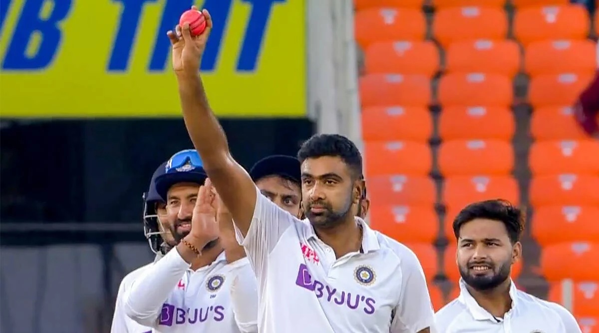অশ্বিনের ‘প্লেয়ার অফ দ্য মান্থ হওয়ায় পাকিস্তানীরা তুললেন প্রশ্ন, ভারতীয় সমর্থকরা দিলেন জবাব 1