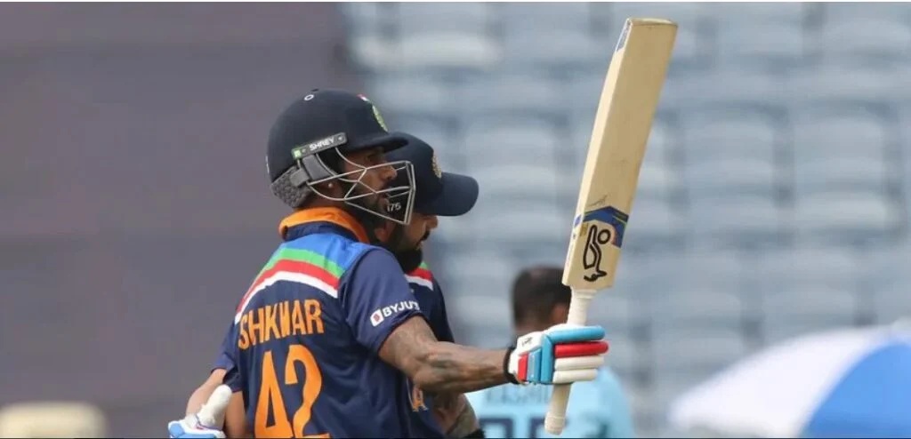 INDvsENG: টুইটারে ছাইলেন ধবন-ক্রুণাল, এই ভারতীয়কে উঠল প্রথম একাদশ থেকে বাদ দেওয়ার দাবী 2