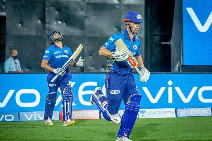MIvsRCB: রোহিত শর্মার রান আউট হওয়ার কারণে ক্ষুব্ধ সমর্থকরা, ক্রিস লিনকে নিয়ে মজাদার মিমস 2