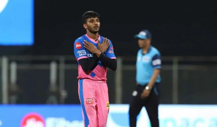 IPL2021: ডেবিউ ম্যাচেই কৃতিত্ব দেখানো চেতন সাকারিয়া বলিউডের এই সুন্দরীকে করতে চান ডেট 2