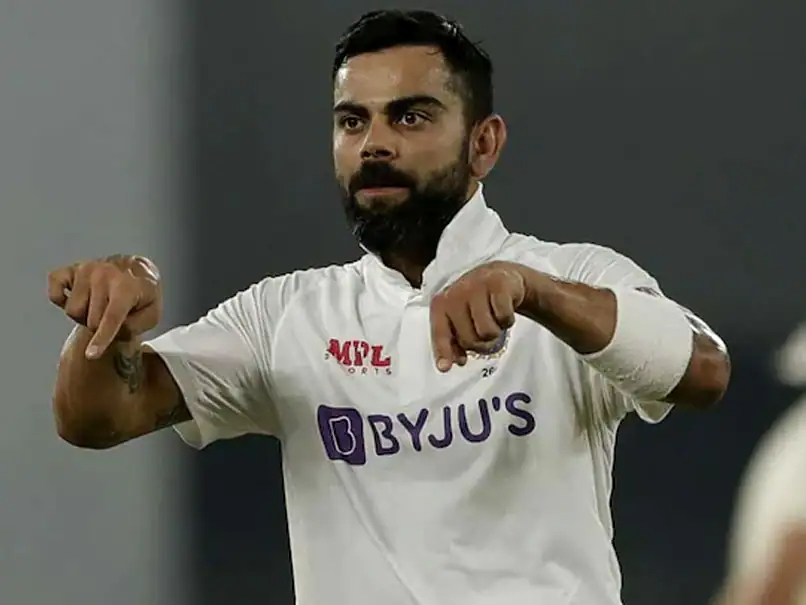 বিরাটের আগ্রাসনে মুগ্ধ আকাশ চোপড়া, বললেন এই বড় কথা 3