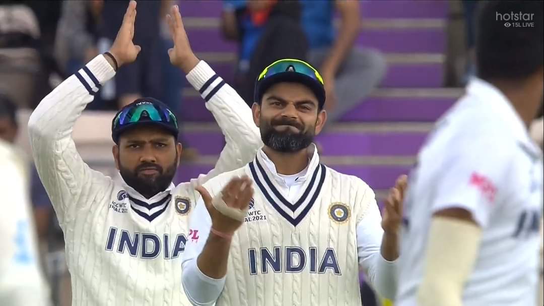 দেখুন : জসপ্রীত বুমরাহের হতশ্রী বোলিংয়ে ভিন্ন প্রতিক্রিয়া রোহিত-বিরাটের, ট্রোলের শিকার ভারতীয় অধিনায়ক 1