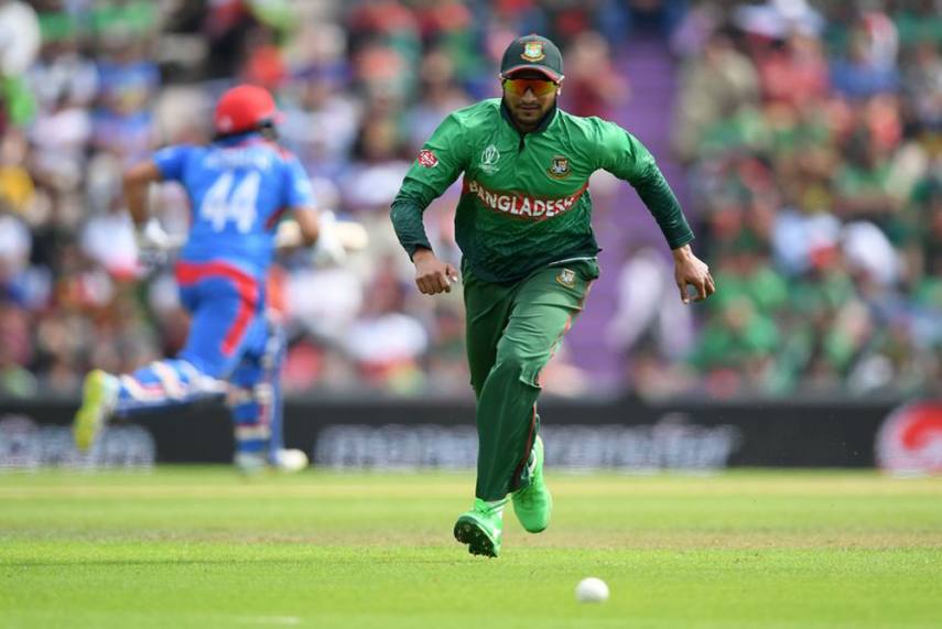 ৫ ক্রিকেটার যাদের অধিনায়কত্ব ছিনিয়ে নেওয়ার পর আবার ফিরিয়ে দেওয়া হয় 2