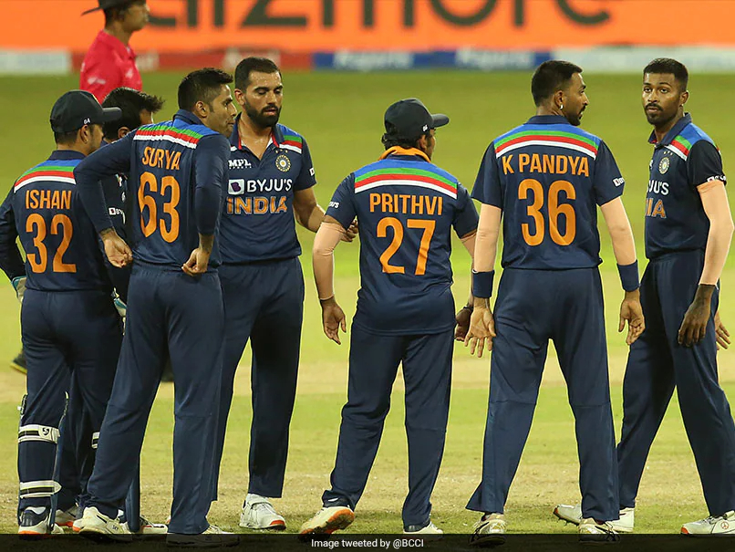 T20 World Cup 2021: স্পিনার ও অলরাউন্ডারের মিশ্রণে ভারতের সম্ভাব্য ১৫ জনের স্কোয়াড 2 T20 World Cup 2021: স্পিনার ও অলরাউন্ডারের মিশ্রণে ভারতের সম্ভাব্য ১৫ জনের স্কোয়াড 2