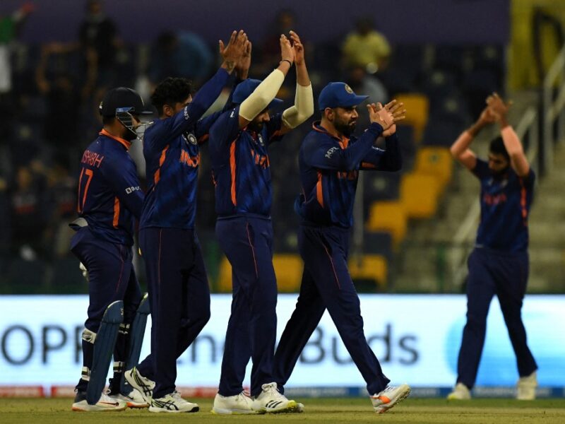 INDvAFG : দুরন্ত জয় ভারতের, আফগানদের পুঁতে দিয়ে সেমির দৌড় বজায় রাখল! প্রশংসার ঝড় ক্রিকেট বিশ্বের 7