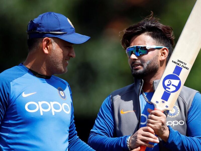দক্ষিণ আফ্রিকায় মহেন্দ্র সিং ধোনির এই রেকর্ড ভাঙতে চলেছেন ঋষভ পন্থ, টপকাবেন এই কিংবদন্তিদেরও 3