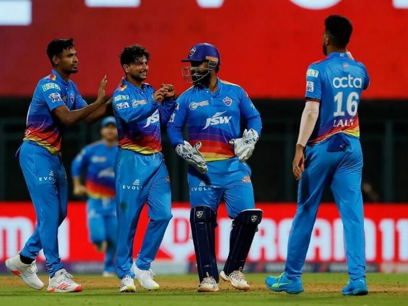 IPL 2022: কলকাতার বিরুদ্ধে জিতেও দিল্লি ক্যাপিটালসের এই তারকাকে নিয়ে ধিক্কার সোশ্যাল মিডিয়ায় 3