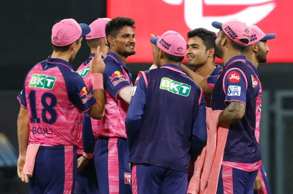 IPL 2022: লখনউয়ের লজ্জার পরাজয়, কুলদীপ সেনের বোলিংয়েই শেষ ওভারে বাজি মেরে যায় রাজস্থান রয়্যালস !! 1