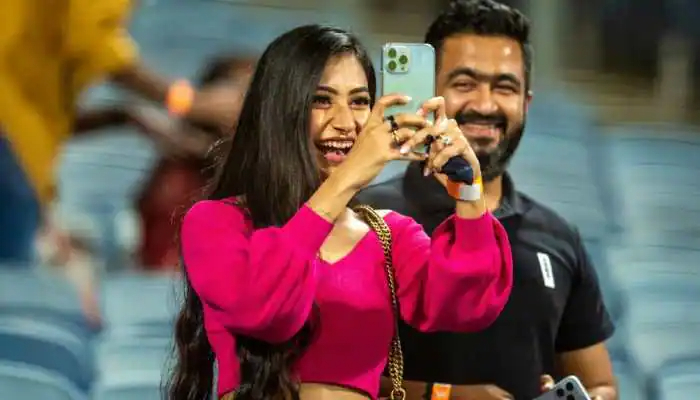 IPL 2022: আইপিএলে শুধু খেলোয়াড়রাই নন, তাদের স্ত্রীরাও মাঠে ছড়িয়েছেন উষ্ণতা! নজর কেড়েছে 2