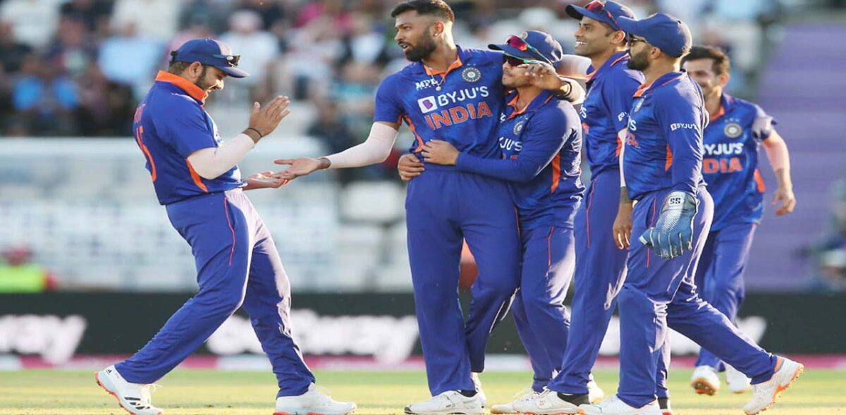 IND vs ENG: T-20-তে হঠাৎ করে ফর্মে ফিরলেন Team India-র এই ভয়ঙ্কর বোলার, দ্বিতীয় ম্যাচে ওড়ালেন ইংল্যান্ডকে