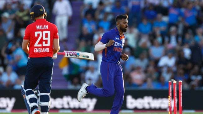 Hardik Pandya অলরাউন্ডার প্রদর্শন করে ভাঙলেন যুবরাজ সিংয়ের রেকর্ড, এমনটা করা প্রথম ভারতীয় হলেন 2