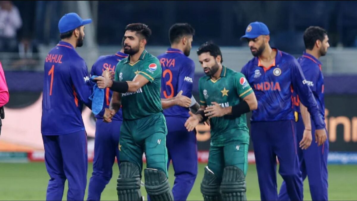 IND vs PAK: ভারত-পাকিস্তানের খেলোয়াড়দের বন্ধুত্বপূর্ণ সম্পর্ক নিয়ে মুখ খুললেন বাবর আজম, বললেন এই কথা !! 1