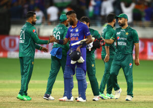IND vs PAK: এই ৩ কারণে ভারতের সামনে হাঁটু গাড়লো পাকিস্তান, একনিমেষে বদলে গেল ম্যাচের গতিপথ !! 10