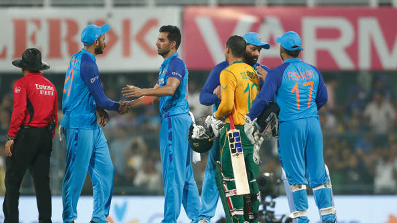 IND vs SA: ৩ ক্রিকেটার যাদের দক্ষিণ আফ্রিকার বিরুদ্ধে ODI-তে সুযোগ পাওয়া উচিত ছিল !! 2