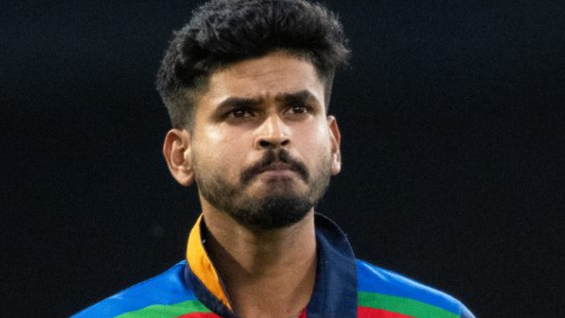 ব্যর্থ শ্রেয়স আইয়ারকে আবারও নিশানা করলেন এই বলিউড মডেল, বললেন এই কথা !! 3