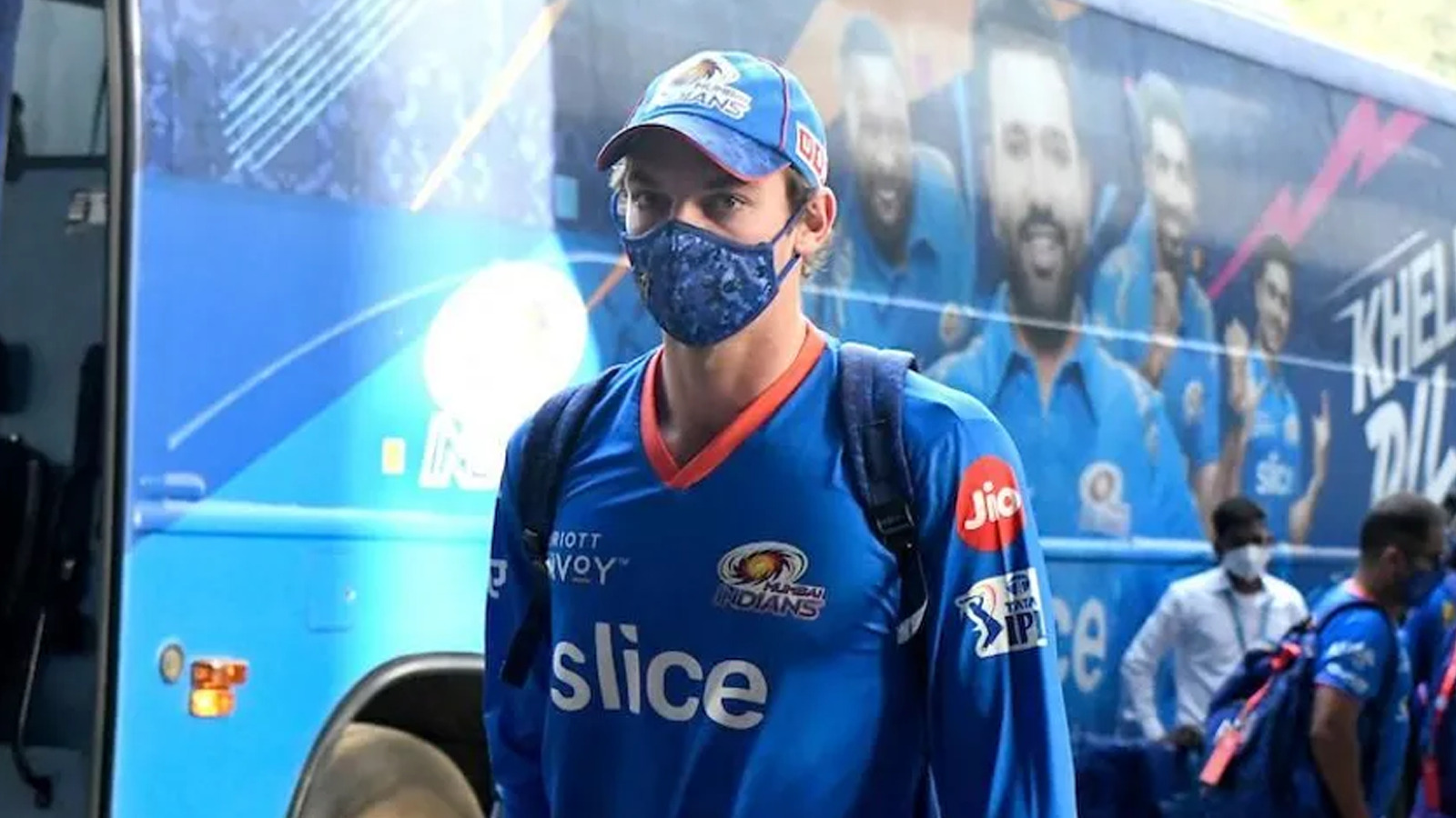 TOP 3: এই তিনজনকে রিটেন করে ভুল করলো মুম্বই ইন্ডিয়ান্স, গতবারের মতন পস্তাতে হতে পারে দলকে !! 2