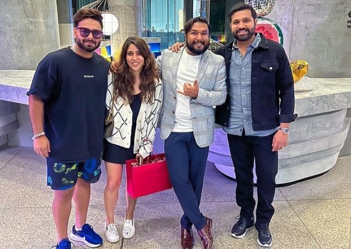 "এদের লজ্জা হওয়া উচিত...", Rishabh Pant-এর ছবি-ভিডিও ভাইরাল হওয়ায় রেগে আগুন রোহিতের স্ত্রী রিতিকা সাজদেহ !! 2