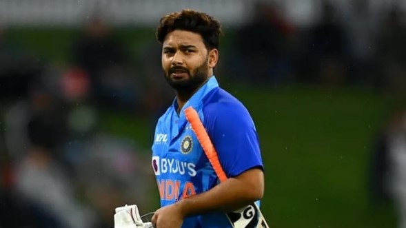 IND vs BAN: "এই প্লেয়ারটা কবে চোট পেয়ে বাইরে যাবে কে জানে...", বাংলাদেশের বিরুদ্ধে নামার আগে নোংরা ট্রোলের শিকার ঋষভ পন্থ !! 2