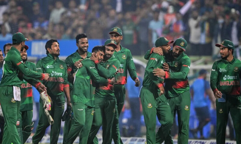 World Cup 2023: বিশ্বকাপের আসরে বড় দলগুলির রাতে ঘুম কাড়তে তৈরি বাংলাদেশ, দেখে নিন কোন ১৫ জন খেলোয়াড় পাচ্ছেন দলে জায়গা !! 3