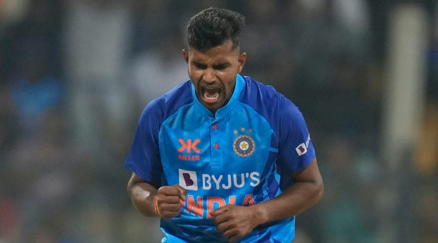 IND vs SL: দীপক হুডাকে ম্যাচের সেরা বেছে নেওয়ায় অখুশি ওয়াসিম জাফর ! জানিয়ে দিলেন নিজের পছন্দের নাম !! 2 Shivam Mavi | image: twitter