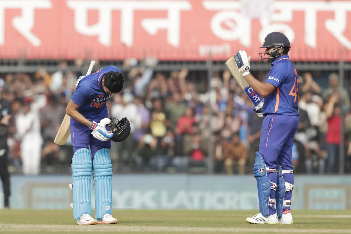 IND vs NZ: কাজে এলো না কনওয়ের লড়াই ! কিউইদের হোয়াইটওয়াশ করে ODI বিশ্বর‍্যাঙ্কিং-এ শীর্ষে এখন ‘মেন ইন ব্লু’ !! 1