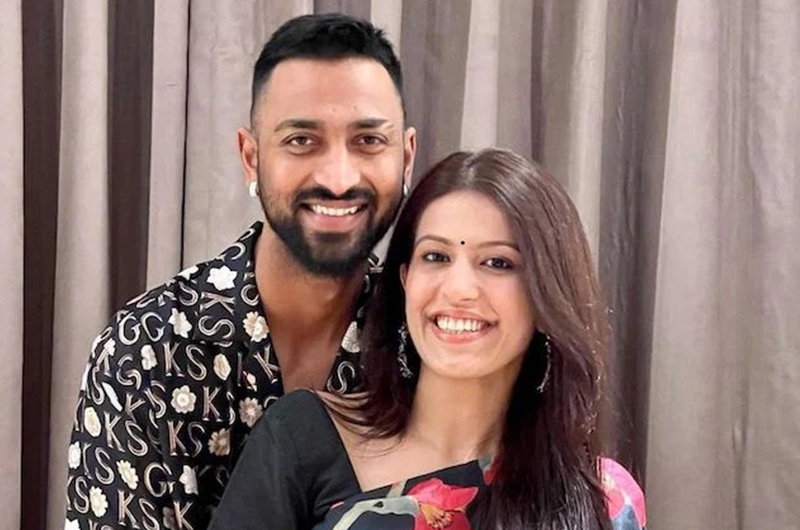 Krunal Pandya with his wife