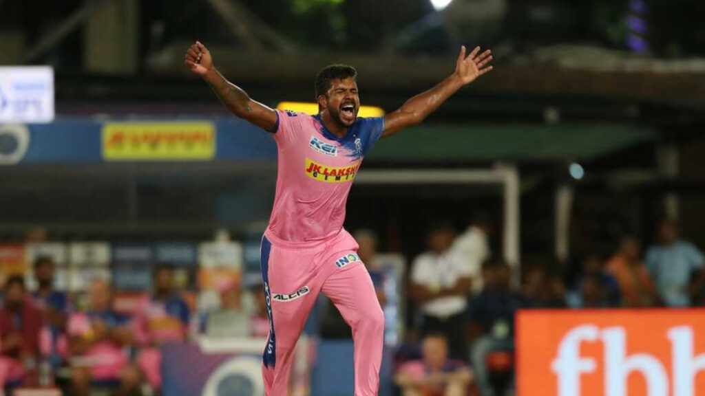 শিরোপা জিতেই দম নেবেন কাব্য মারান, ‘রাজধানী এক্সপ্রেস’-কে করলেন দলে শামিল !! 3 Varun Aaron