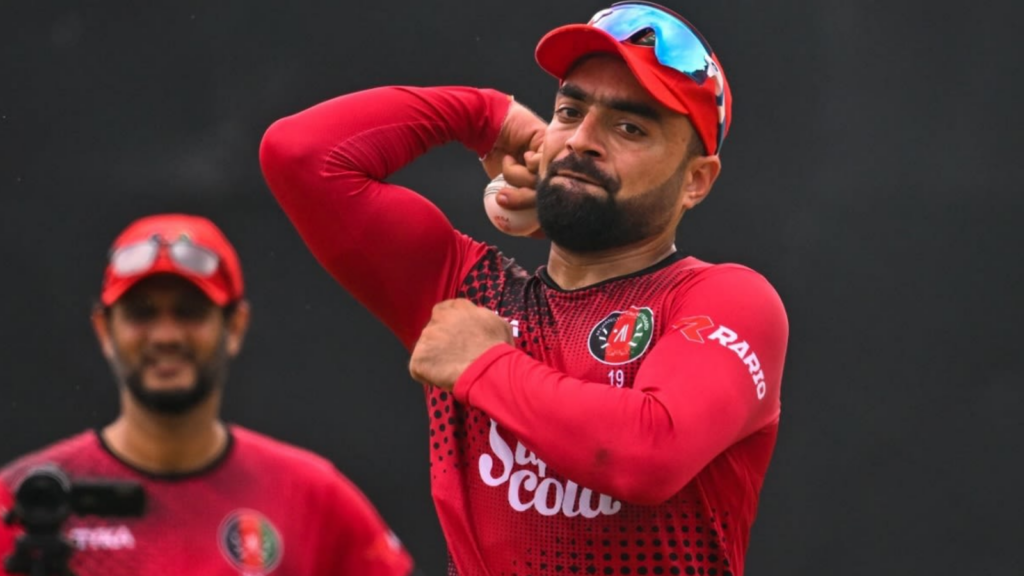 বন্ধু বিরাট বা গেইল নয়, এবি ডি ভিলিয়ার্সের মতে ইনিই হলেন টি-20 ফরম্যাটের সেরা প্লেয়ার !! 3 Rashid Khan
