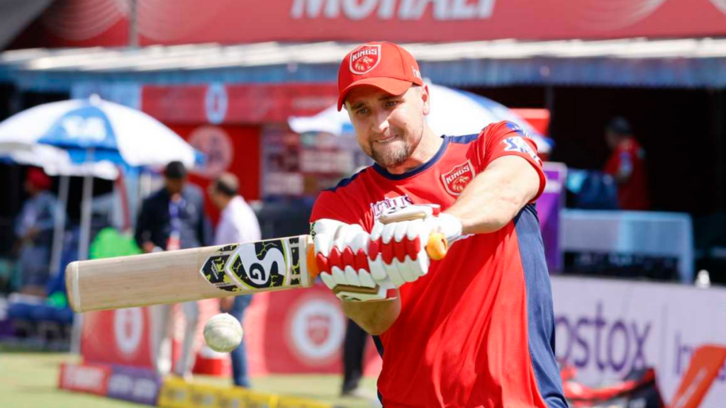 IPL 2023: ৫ বিদেশি খেলোয়াড় যারা নিজের ফ্র্যাঞ্চাইজিকে লাগিয়েছে চুনা, হয়েছে আইপিএলে চরম ফ্লপ !! 2 Liam Livingstone