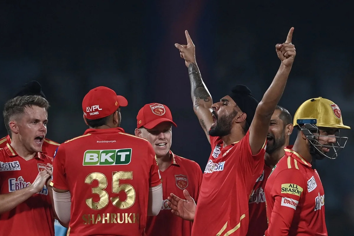 IPL 2023: ব্যাটে নায়ক প্রভসিমরণ, বলে হরপ্রীত, দিল্লীকে ৩১ রানে হারিয়ে প্লে-অফের দৌড়ে সামিল পাঞ্জাব !! 1