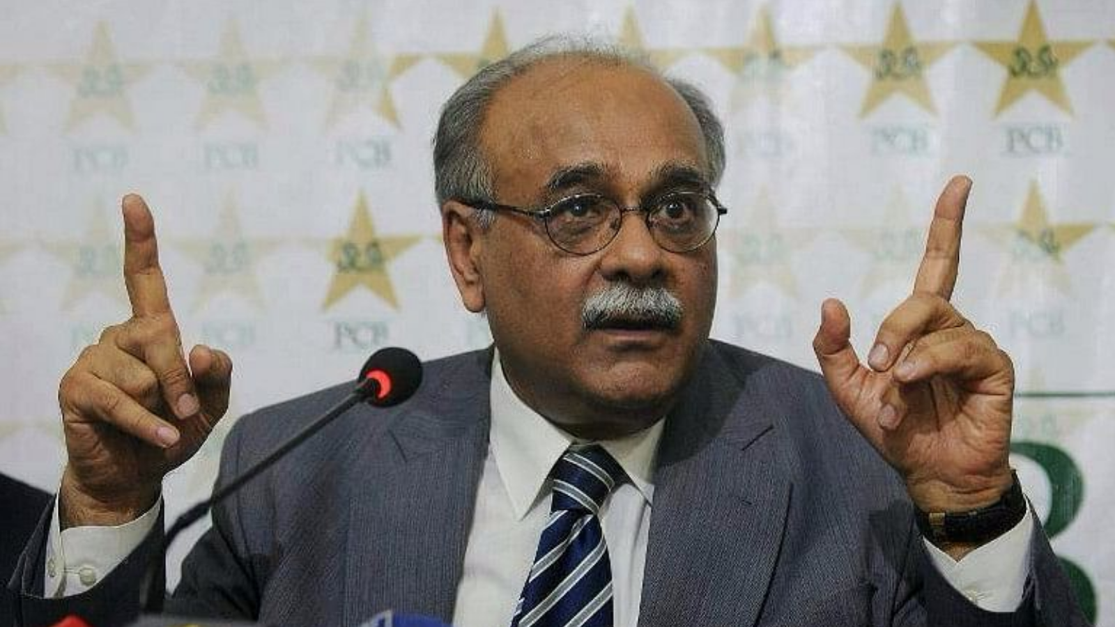 ICC-র কড়া নির্দেশ, এবার পাকিস্তানের মাটিতে খেলতে যেতেই হবে বিরাট-রোহিতদের !! 3 Najam Sethi | ICC | Image: Twitter