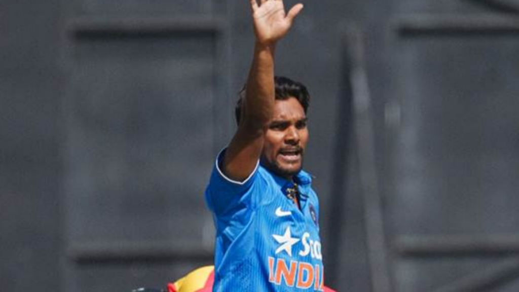 IPL 2023: এক ওভারেই শেষ হলো এই প্লেয়ারের ক্যারিয়ার, আর পাবে না আইপিএলে সুযোগ !! 3 Sandeep Sharma