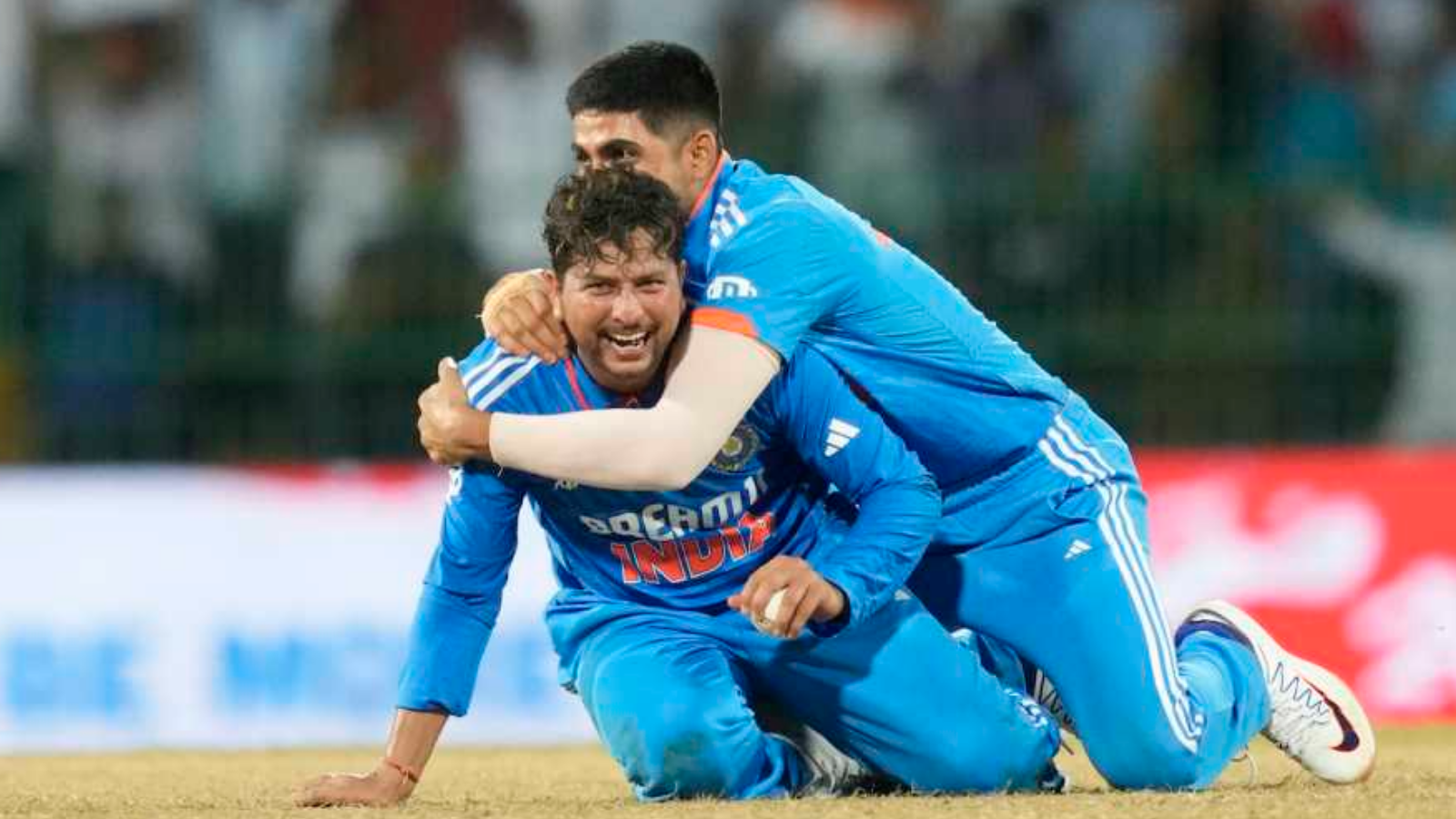 Kuldeep Yadav and Shubman Gill | ক্রিকেট | Image: Getty Images