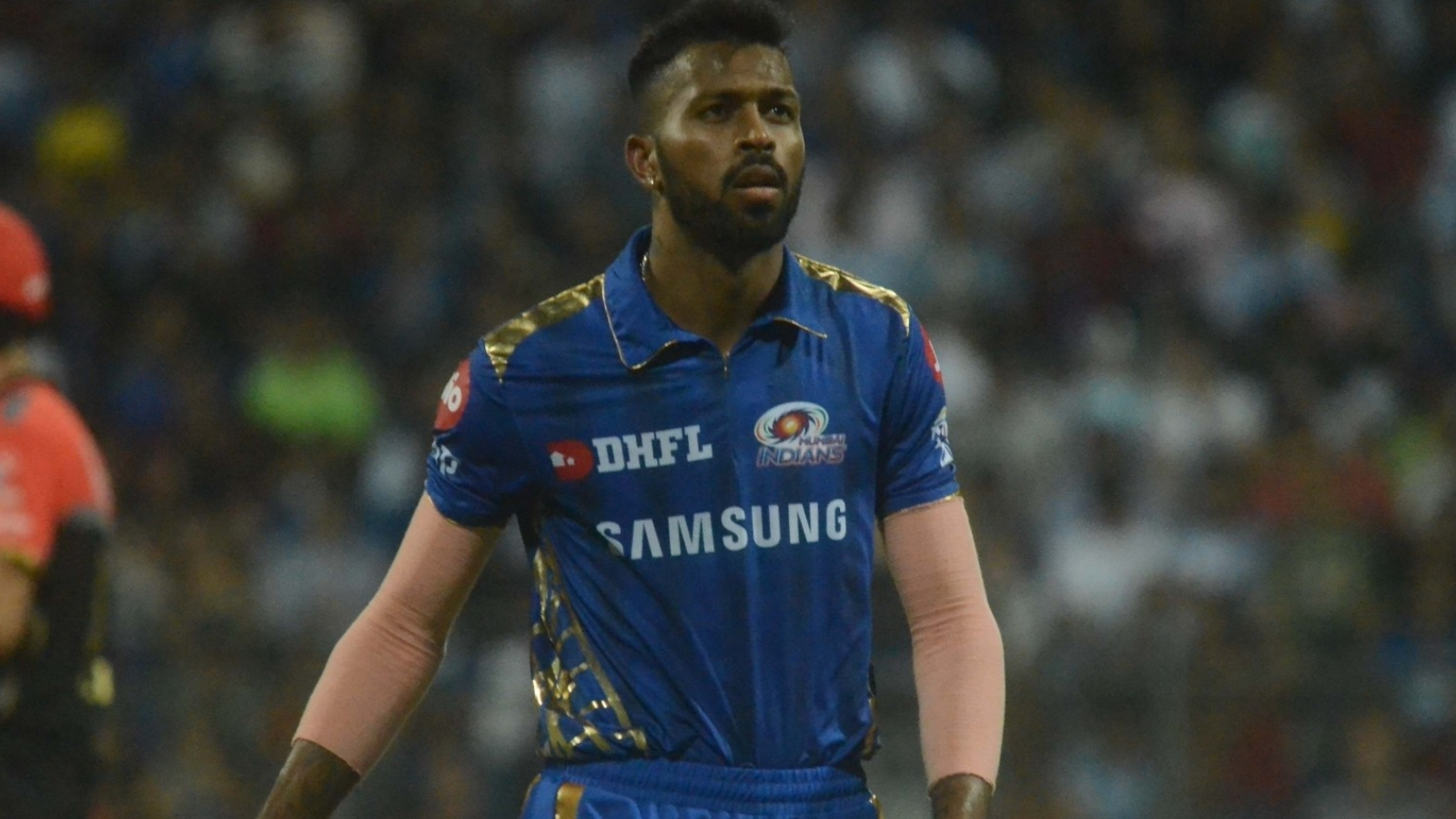 চোটের কারণে IPL থেকে ছিটকে যাওয়ার পথে হার্দিক পান্ডিয়া, দলে ফিরিয়ে নিজের পায়েই কুড়ুল মারলেন আম্বানি !! 3 Hardik Pandya | Image: Twitter
