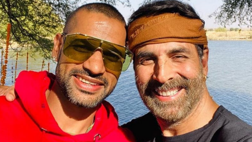 Shikhar Dhawan and akshay kumar