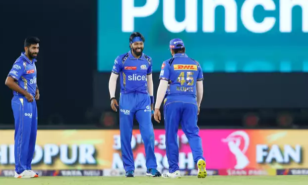 IPL 2024: ঘরের মাঠে মুম্বাইয়ের বিরুদ্ধে লড়াকু স্কোর গুজরাটের, ম্যাচ জিততে ১৬৯ করতে হবে হার্দিকদের !! 2