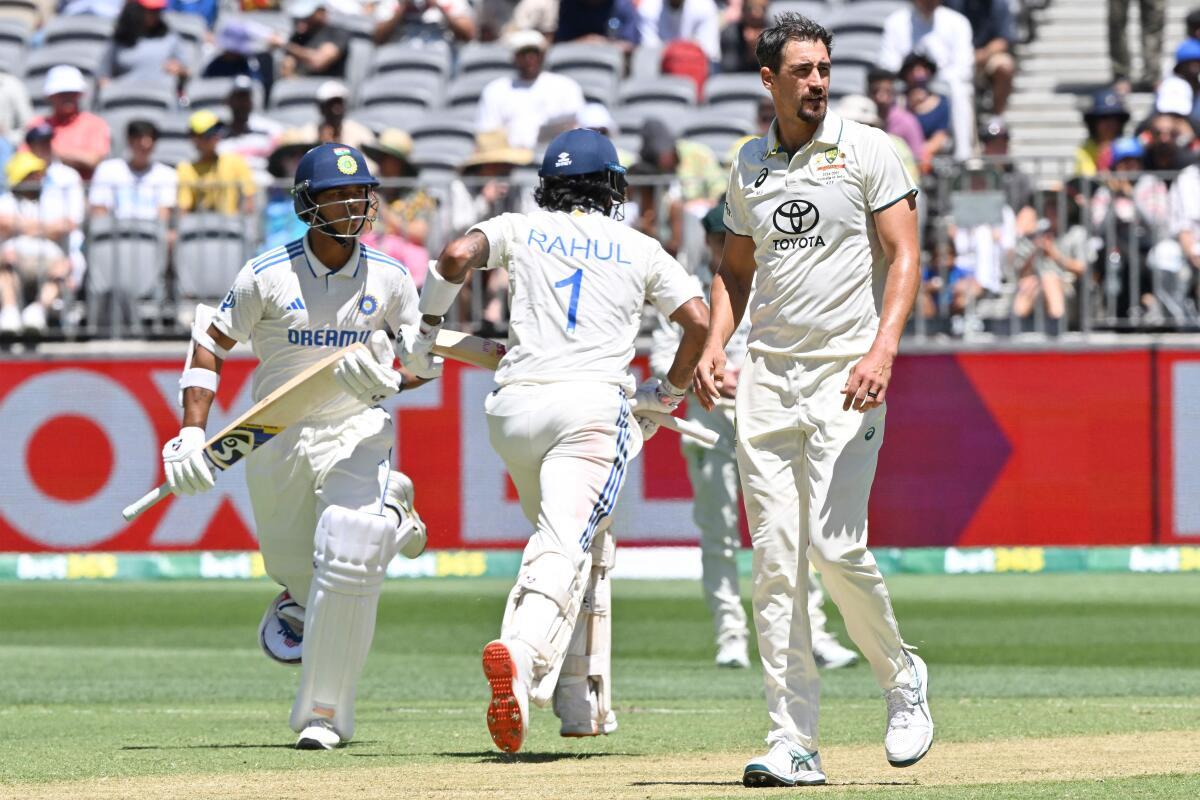 ind-vs-aus-india-dominates-on-day-two