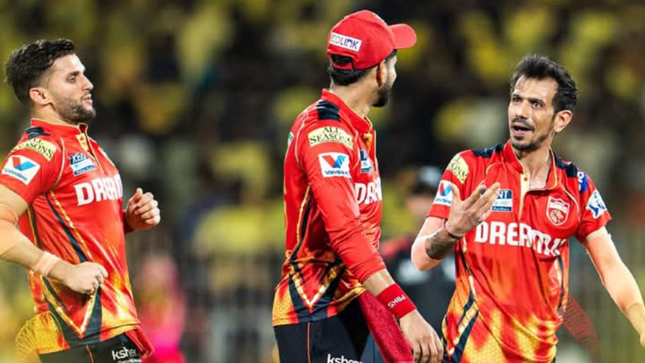 CSK vs PBKS: চেপকের মাঠে চাহালের অবিশ্বাস্য হ্যাটট্রিক, পাঞ্জাব কিংসের বিপক্ষে ১৯০ রান সংগ্রহ করলো চেন্নাই !! 3 CSK vs PBKS: চেপকের মাঠে চাহালের অবিশ্বাস্য হ্যাটট্রিক, পাঞ্জাব কিংসের বিপক্ষে ১৯০ রান সংগ্রহ করলো চেন্নাই !! 3