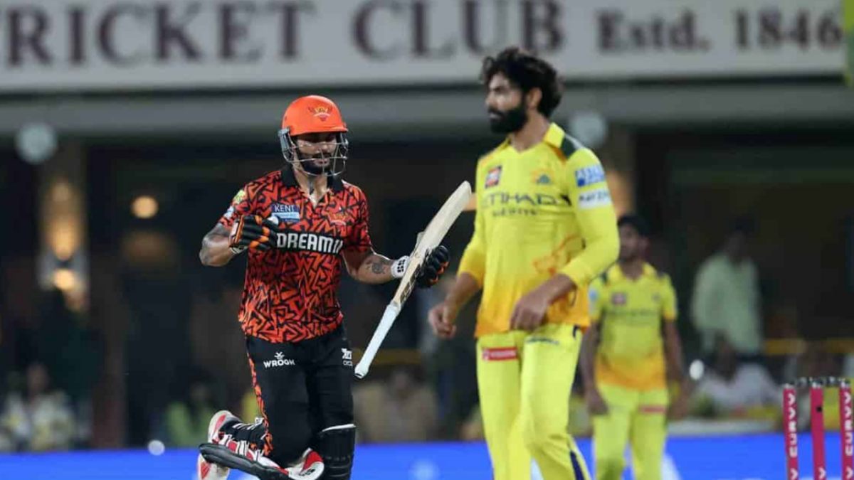 জয়ের মুখ দেখলো সানরাইজার্স, মৌসুমের সপ্তম হারে নাস্তানাবুদ চেন্নাই সুপার কিংস !! 1