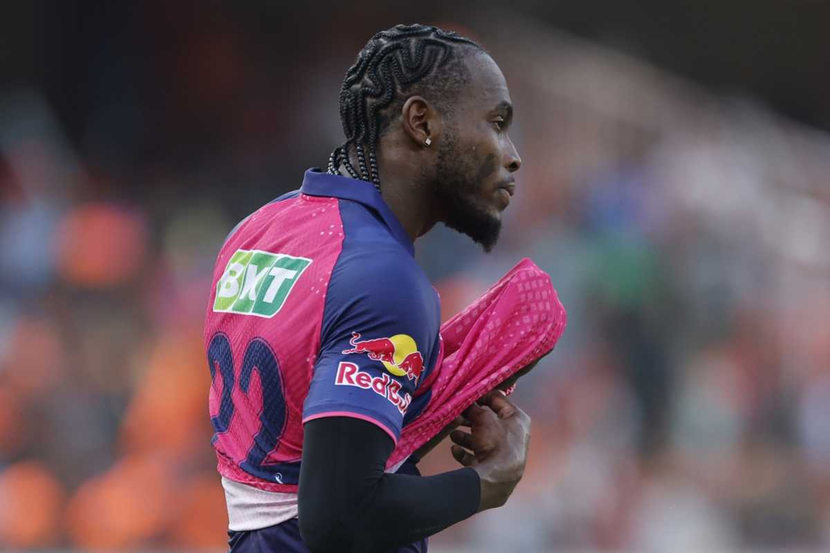 IPL 2025: রাজস্থানের বিপর্যয়ের নেপথ্যে এই ৩ ক্রিকেটার, দায়িত্ব নিয়ে ডুবিয়েছেন দল’কে !! 4 Jofra Archer | IPL | Image: Getty Images
