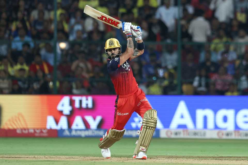 চেন্নাস্বামীতে উঠলো 'শেফার্ড ঝড়', চেন্নাইয়ের সামনে ২১৪ রানের টার্গেট রাখলো RCB !! 2 Ipl 2025