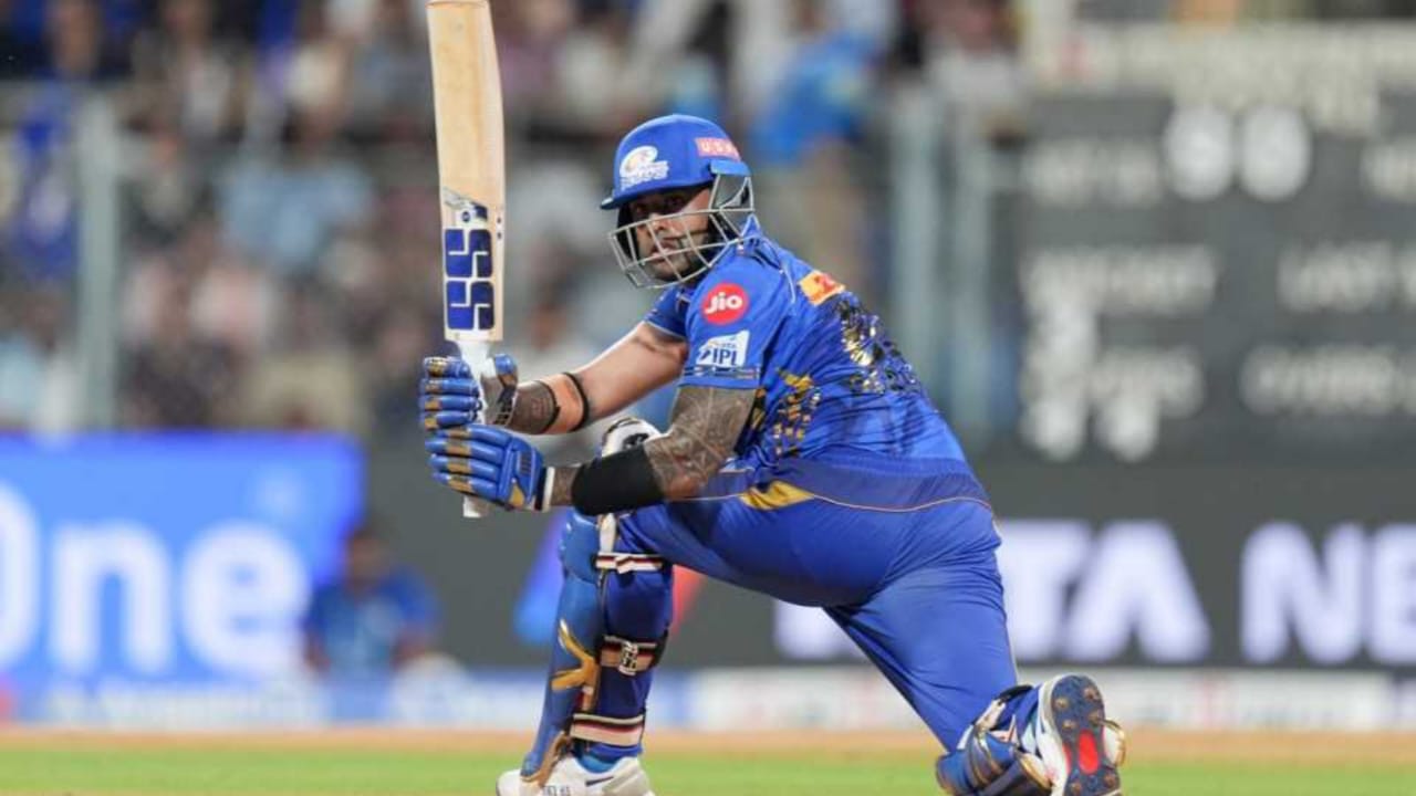 MI vs DC: চাপের মুখে সূর্যকুমারের বিধ্বংসী ব্যাটিং, ১৮০ রান সংগ্রহ করলো মুম্বাই ইন্ডিয়ান্স !! 3 MI vs DC: চাপের মুখে সূর্যকুমারের বিধ্বংসী ব্যাটিং, ১৮০ রান সংগ্রহ করলো মুম্বাই ইন্ডিয়ান্স !! 3