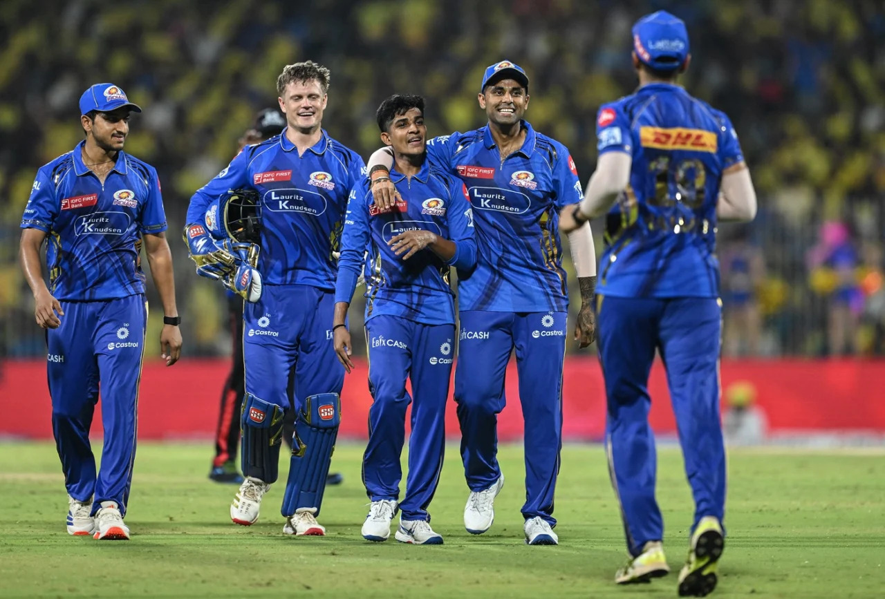 IPL 2025: পাঞ্জাবের বিরুদ্ধে হেরে বেকায়দায় মুম্বই, খালি হাতেই শেষ হবে আইপিএল অভিযান !! 2 Mumbai India | IPL | Image: Getty Images