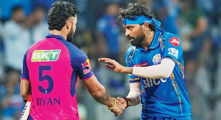 IPL 2025 RR vs MI Toss Report in Bengali: টসে জিতলো রাজস্থান, মুম্বইয়ের বিরুদ্ধে একাদশে জোড়া বদল রিয়ান পরাগদের !! 5 Riyan Parag and Hardik Pandya | Image: Getty Images