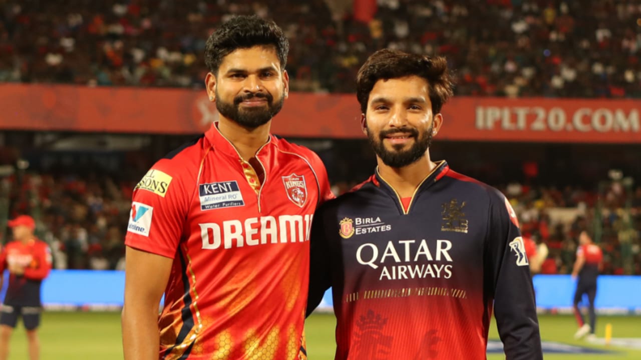 PBKS vs RCB: বাদ লিভিংস্টোন, চোট পাটিদারের, পাঞ্জাবের বিপক্ষে আরসিবি একাদশে এন্ট্রি নিচ্ছেন এই তারকা !! 2 PBKS vs RCB: বাদ লিভিংস্টোন, চোট পাটিদারের, পাঞ্জাবের বিপক্ষে আরসিবি একাদশে এন্ট্রি নিচ্ছেন এই তারকা !! 2