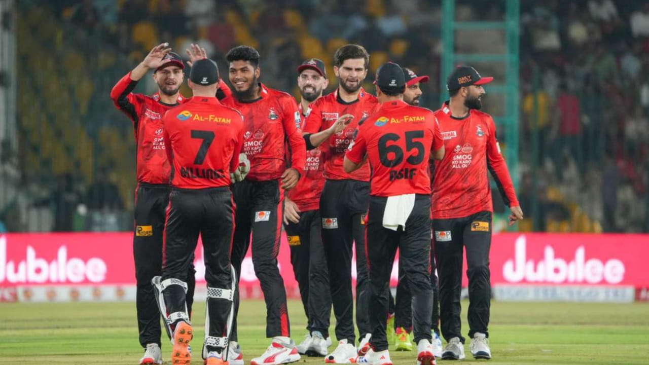 পাকিস্তানকে বয়কট করলো বিদেশি ক্রিকেটাররা, কান ধরে বললেন, "বেঁচে থাকতে আর যাবো না" !! 2 পাকিস্তানকে বয়কট করলো বিদেশি ক্রিকেটাররা, কান ধরে বললেন, "বেঁচে থাকতে আর যাবো না" !! 2