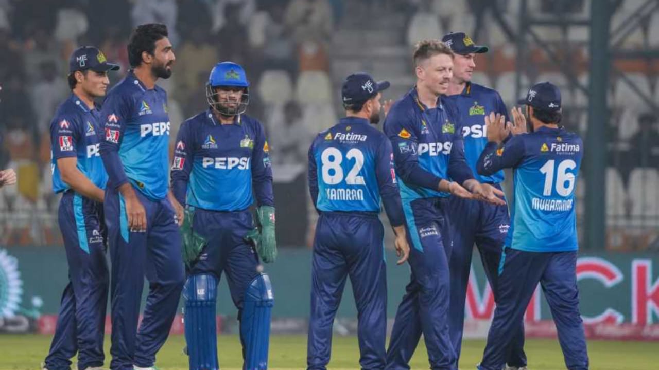 পাকিস্তানকে বয়কট করলো বিদেশি ক্রিকেটাররা, কান ধরে বললেন, "বেঁচে থাকতে আর যাবো না" !! 3 পাকিস্তানকে বয়কট করলো বিদেশি ক্রিকেটাররা, কান ধরে বললেন, "বেঁচে থাকতে আর যাবো না" !! 3