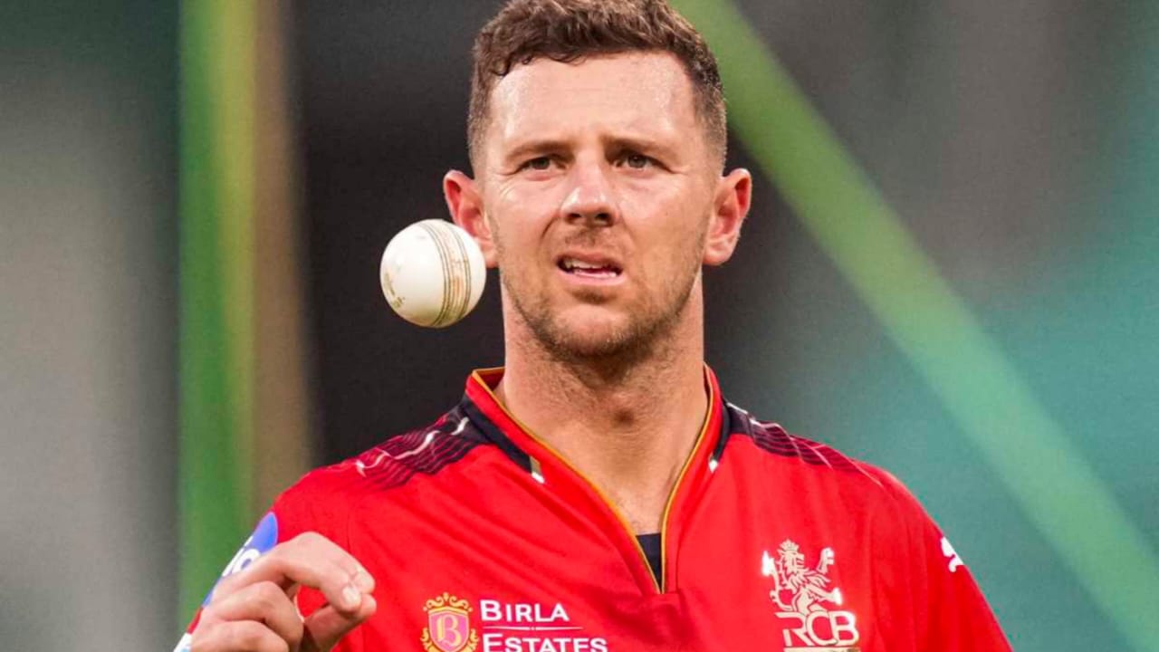 হারেননি কোনো ফাইনাল, লাকি চার্ম জশ হ্যাজেলউডের হাত ধরে এবার ট্রফি জয় করবে RCB !! 2 হারেননি কোনো ফাইনাল, লাকি চার্ম জশ হ্যাজেলউডের হাত ধরে এবার ট্রফি জয় করবে RCB !! 2
